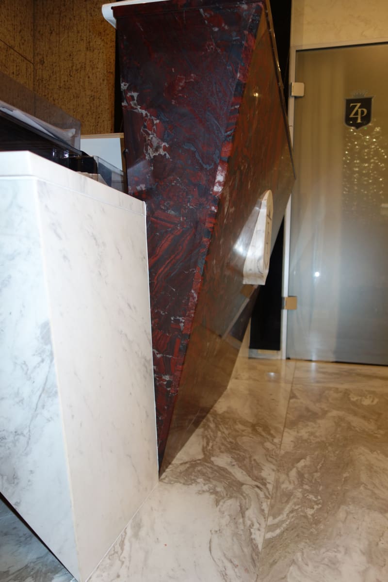 Barové a recepční pulty - realizace 14